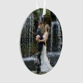 ミスター・アンド・ミセスの写真としての結婚第1回のクリスマス オーナメント (正面)