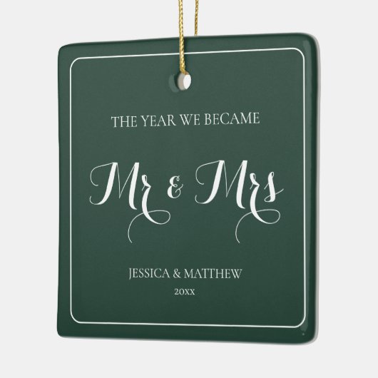 ミスター・アンド・ミセスシンプルズ・ミニマリストのグリーン新婚カップル セラミックオーナメント (左)