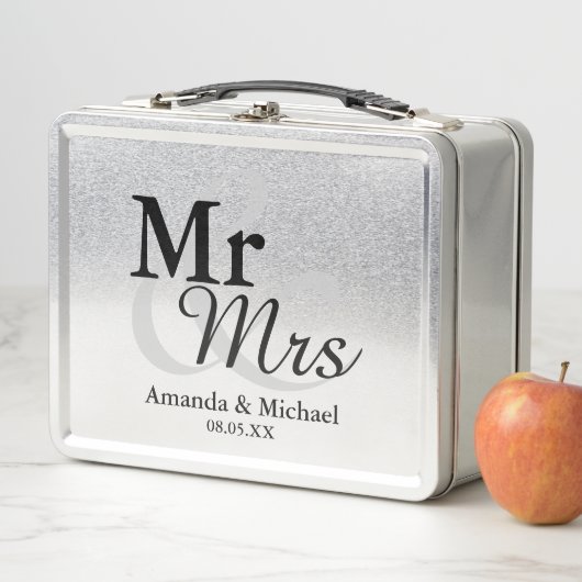ミスター&ミセスシンプルタイポグラフィエレガント結婚式の引き出物 メタルランチボックス (インサイチュ)