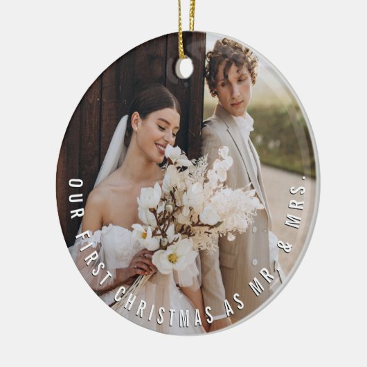 ミスター&ミセス初めてのクリスマスシンプル文字円写真 セラミックオーナメント (左)