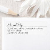 ミスター&ミセス差出人住所ラベル – ハイフン姓 ラベル (インサイチュ)