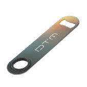 ミスティックカスタムモノグラムボトルオープナー スピード栓抜き (正面アングル)