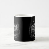 ミスティックマウンテンの荒野の夜 リノカット風 コーヒーマグカップ (中央)