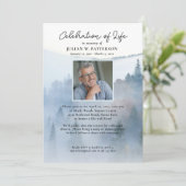 ミスティマウンテンパインツリーお祝いの写真 招待状 (スタンド正面)