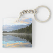 ミスティレイクツリーズリフレクショントランクル自然 キーホルダー (裏面)