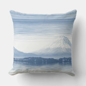 ミスティー・ピークス - 水彩画の山の風景 クッション (正面)