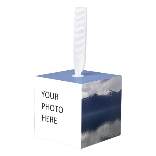 ミスティ・アラスカン海の色合い キューブオーナメント (正面アングル)