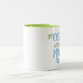 ミステリーと居心地のよくなって下さい(緑および青) ツートーンマグカップ (中央)