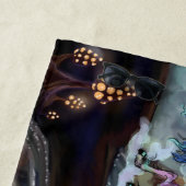 ミストズオブザグローシュルームズファンタジー風景 ビーチタオル (インサイチュ)