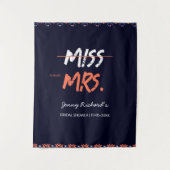 ミス・トゥ・ミセスのブライズシャワー タペストリー (正面)