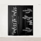 ミス・トゥ・ミセス モダン ボヘミア カクタス ブライズゲート タペストリー (正面)