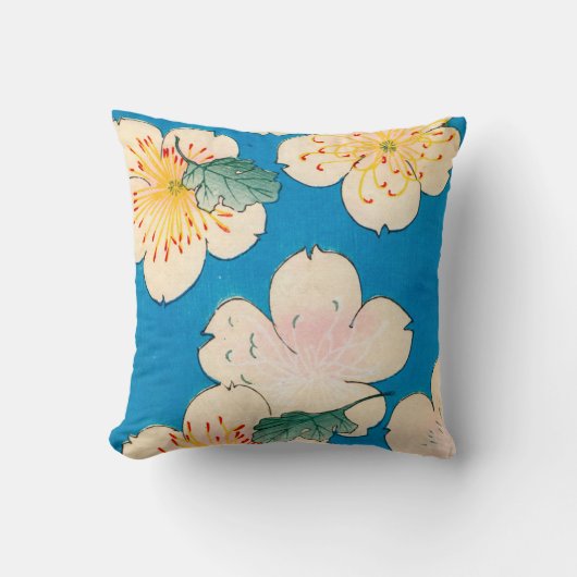 ミズキの花の色のWoodblockのプリント クッション (正面)