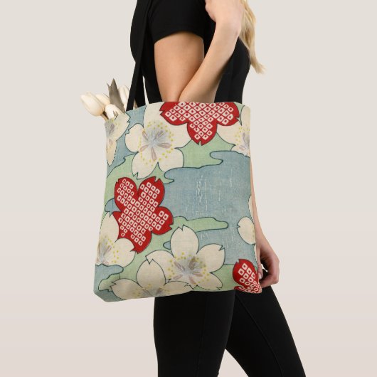 ミズキの花のWoodblockのプリント トートバッグ (クローズアップ)