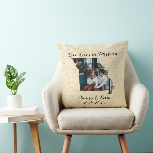 ミズーリ州に住む古い地図州の形をした写真 クッション (椅子)