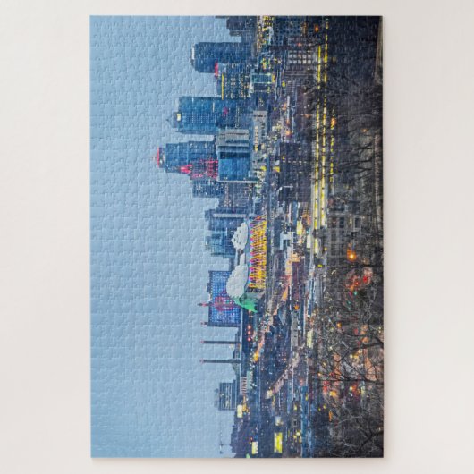 ミズーリ州カンザスシティーのダウンタウンにあるホリデーライト ジグソーパズル (縦)