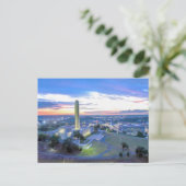 ミズーリ州カンザスシティー、サンセットでのLiberty Memorial ポストカード (スタンド正面)