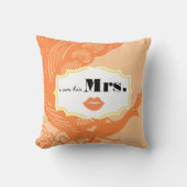 ミセス2周年記念結婚桃の孔雀 クッション (正面)