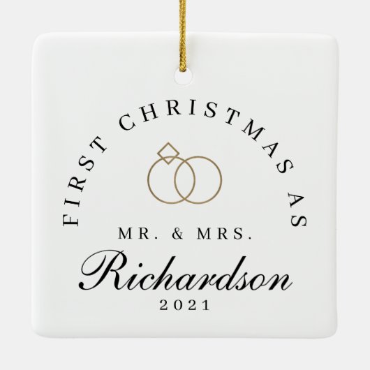 ミセス5フォトコラージュ初めてのクリスマスモノグラム セラミックオーナメント (裏面)