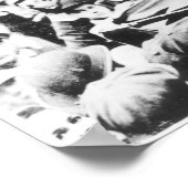 ミセス・エミライン・パンカルストが群衆に向かって演説する ポスター (角)