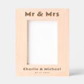 ミセス・ネームはレトロ・フォント結婚の レーザー彫刻フレーム (正面)