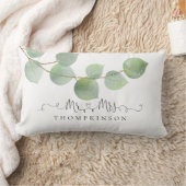 ミセス・ネーム・スクリプトアート・グリーン・ユーカリ ランバークッション (ブランケット)