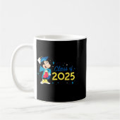 ミッキーマウス+カプセル+gown '25 卒業式クラスo コーヒーマグカップ (左)