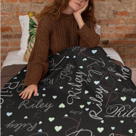 ミックスネームイニシャルとハートのレプリケート フリースブランケット