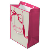ミッテンエレガントレース冬のリボンかわいいピンクのクリーム ミディアムペーパーバッグ (裏面アングル)