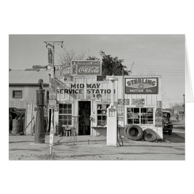ミッドウェイサービスステーション 1939年 (正面横)