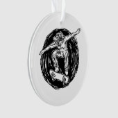 ミッドエアスケートボードをしている伝説的なスケーター オーナメント (正面)