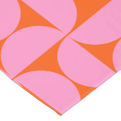 ミッドセンチュリーのピンクとオレンジのパタモダンーン ショートテーブルランナー (コーナー)