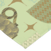 ミッドセンチュリーセージのティーカップパターン テーブルクロス (アングル)