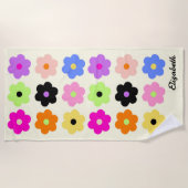 ミッドセンチュリーモダンデイジーカラフルレトロ名 ビーチタオル (正面)