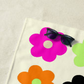 ミッドセンチュリーモダンデイジーカラフルレトロ名 ビーチタオル (インサイチュ)