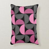 ミッドセンチュリーモダンピンク、黒と灰色 アクセントクッション (正面(垂直))