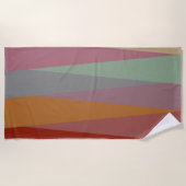 ミッドセンチュリーモダン三角形カラフル ビーチタオル (正面)