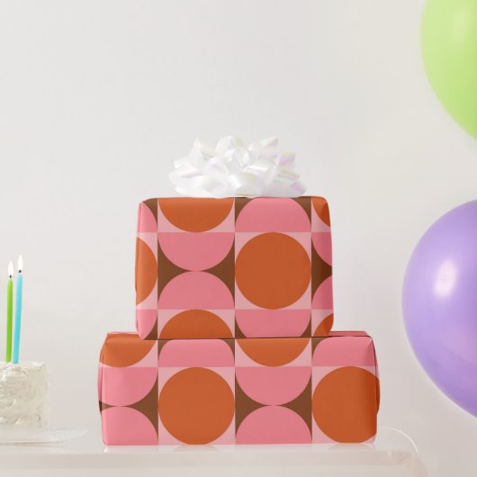 ミッドセンチュリー抽象芸術サークルピンクとオレンジ ラッピングペーパー (パーティーギフト)