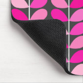 ミッドセンチュリー葉デンマーク明るい赤紫色、ピンクとグレー マウスパッド (コーナー)