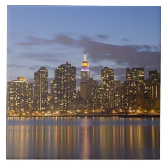 ミッドタウン タイル (正面)