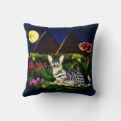 ミッドナイトガーデンに登場するエジプトのマウ猫 クッション (裏面)