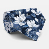 ミッドナイトシフォンのホワイトマグノリアパターン ネクタイ (ロール)