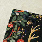 ミッドナイトフォレストクリスマスディアー ビーチタオル (インサイチュ)