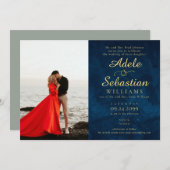 ミッドナイトブルーの写真 現代のモノグラム フォーマルウェディング 招待状 (正面/裏面)