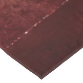 ミッドナイトヘンナロマンス | Red Satiny グランジ Damask テーブルクロス (アングル)