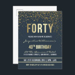 ミッドナイト |金ゴールド紙吹雪40th Birthdayパーティー インビテーションポストカード<br><div class="desc">ミッドナイト |金ゴールド紙吹雪40th誕生日パーティーはがき招待状。こフォーマルの、トレンディーエレガント、40歳のバースデモダンィーパーティーの招待は適して男性へいる。黄金のクリーンな線スタイリッシュ、大文字のゴシック様式の台本、および真夜中の青い背景に洗練された金ゴールドフォイルの文字を含みフェイク、シャワー、きらめく金ゴールド紙吹雪およびパーティーストリーマーのシャワーが含まきらめくれる。</div>