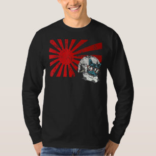 ミツネ日本のキャットチリングマスクアートサンセットアニメーション Tシャツ