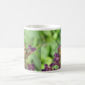 ミツバチと紫の花マグカップ コーヒーマグカップ (中央)