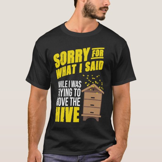ミツバチの巣箱を移動する蜂蜜の養蜂Gr Tシャツ (正面)