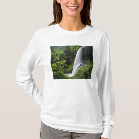 ミドルノース滝、シルバーフォールズ州立公園、 Tシャツ (正面)