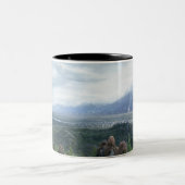 ミナスティリスインビュー ツートーンマグカップ (中央)